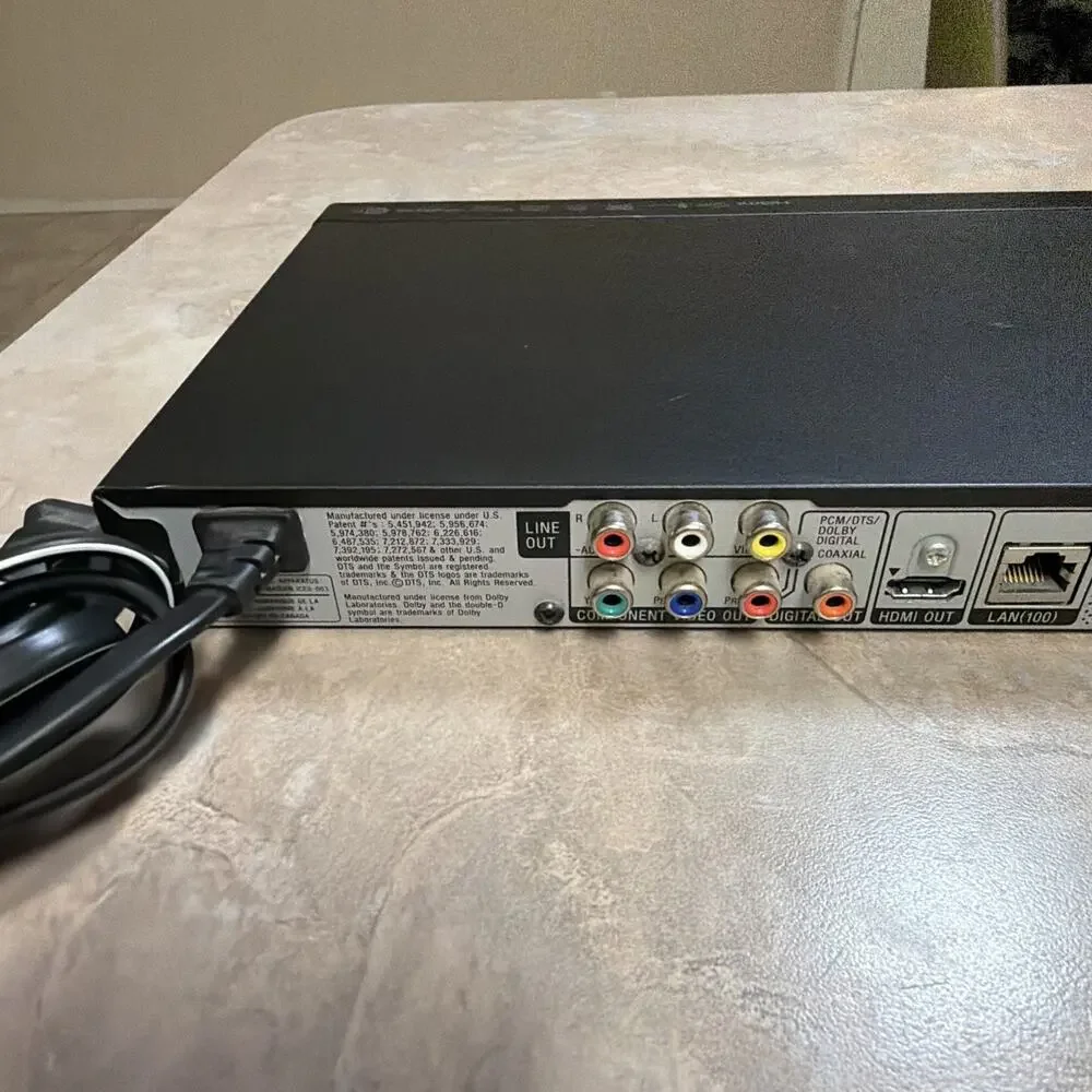 Sony BDP-S580 Blu-ray Player - SACD Playback - WiFi 3D - Tested Works Very Good